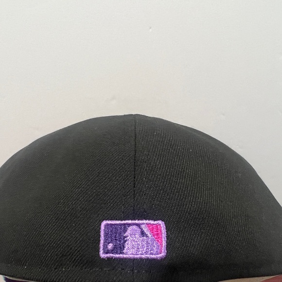 New Era, 59Fifty Fitted Hat, New York Mets, Black, Purple & Green - Picture 6 of 11